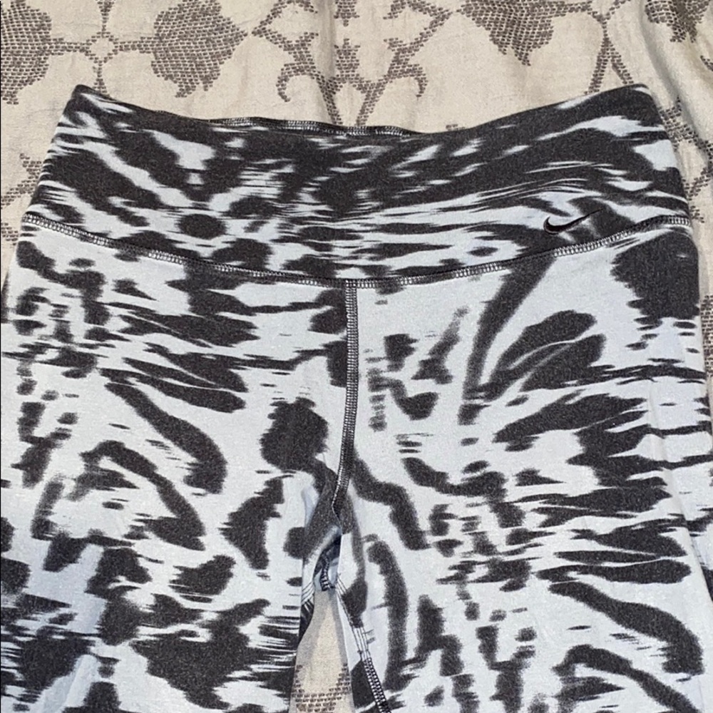 Nike leggings